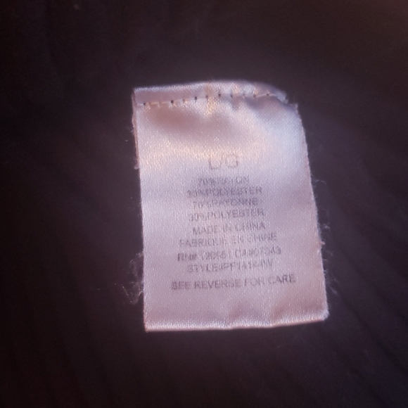 Pink rose sweater - Picture 9 of 11